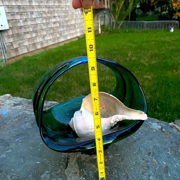 Beautiful glass bowl basket - Picture 8 of 13